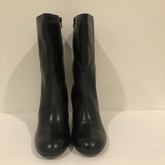 NWOT Tommy Hilfiger Leather Booties S8 - Picture 2 of 5